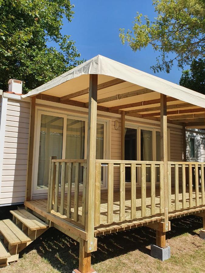 Camping Le Brochet Péronne Exterior foto