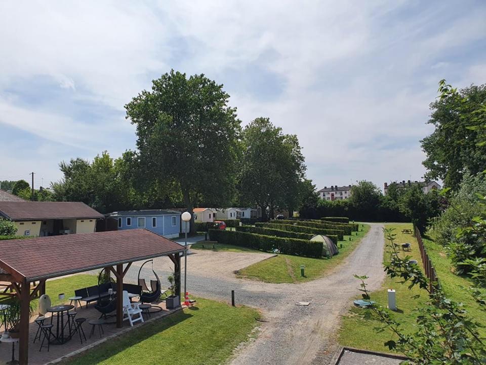 Camping Le Brochet Péronne Exterior foto
